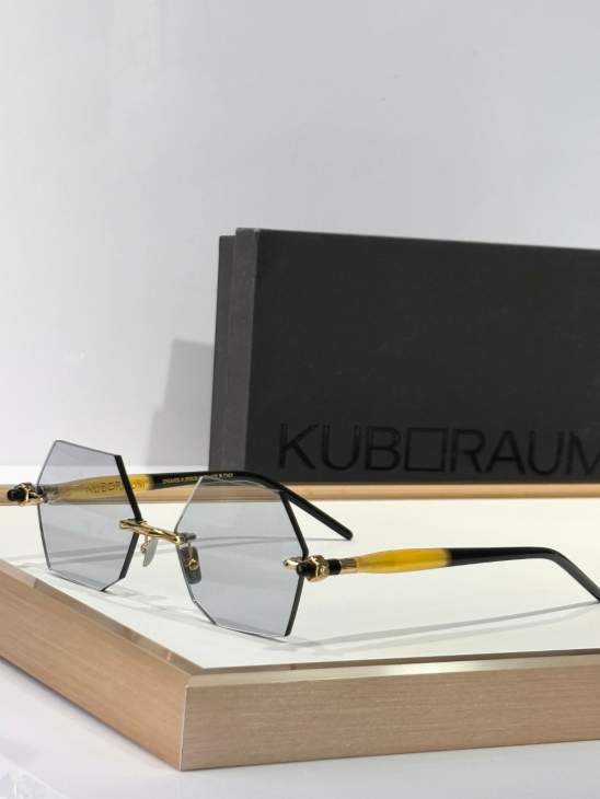 Picture of Kuboraum Sunglasses _SKUfw70683304fw